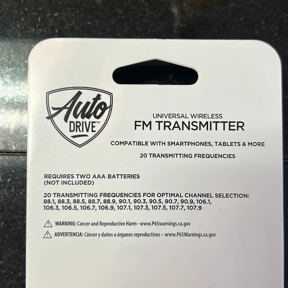 Wireless FM Transmitter NWT - Picture 2 of 2